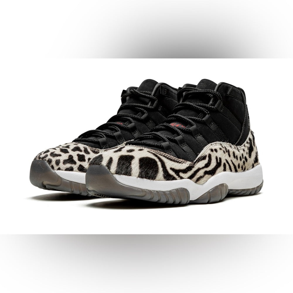 Sz Various AIR JORDAN 11 WMNS
"Animal Instinct"