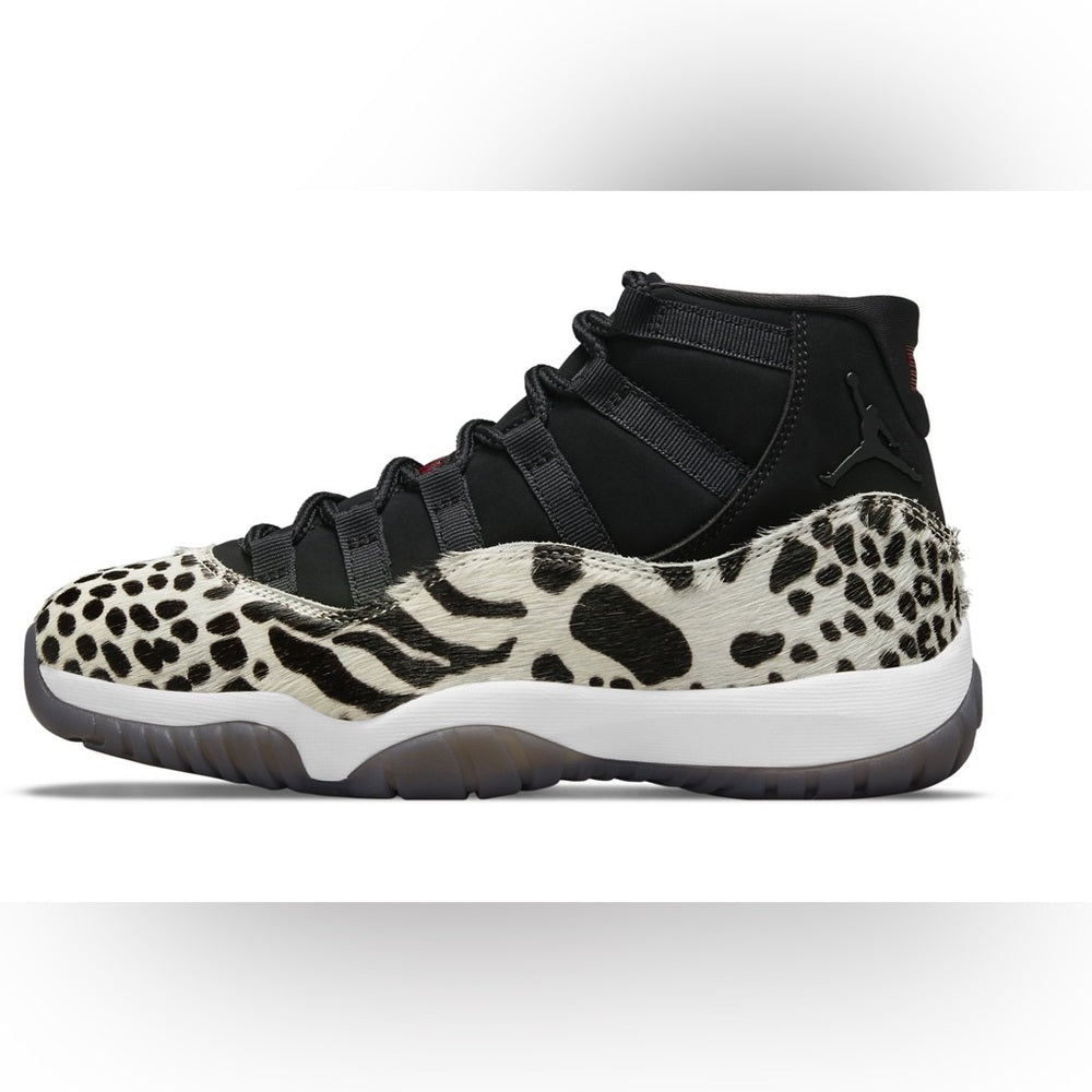 Sz Various AIR JORDAN 11 WMNS
"Animal Instinct"