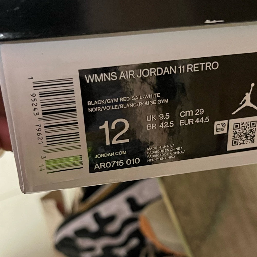 Sz Various AIR JORDAN 11 unisex
"Animal Instinct"