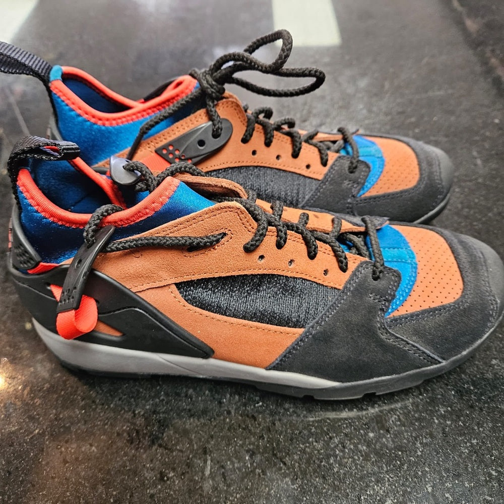 Sz 6.5 nike huaraches muti colors