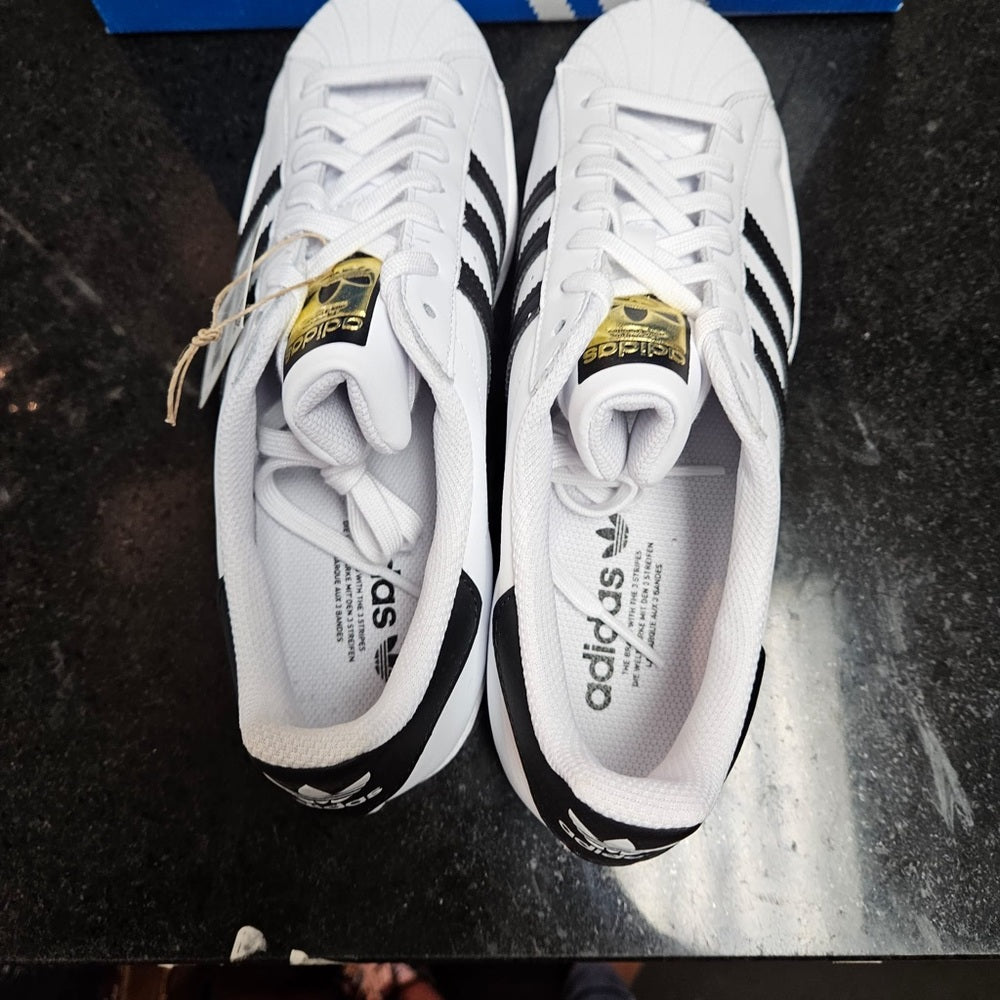 Sz various adidas white shell toe