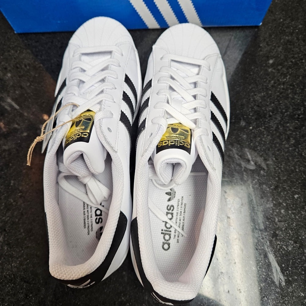 Sz various adidas white shell toe