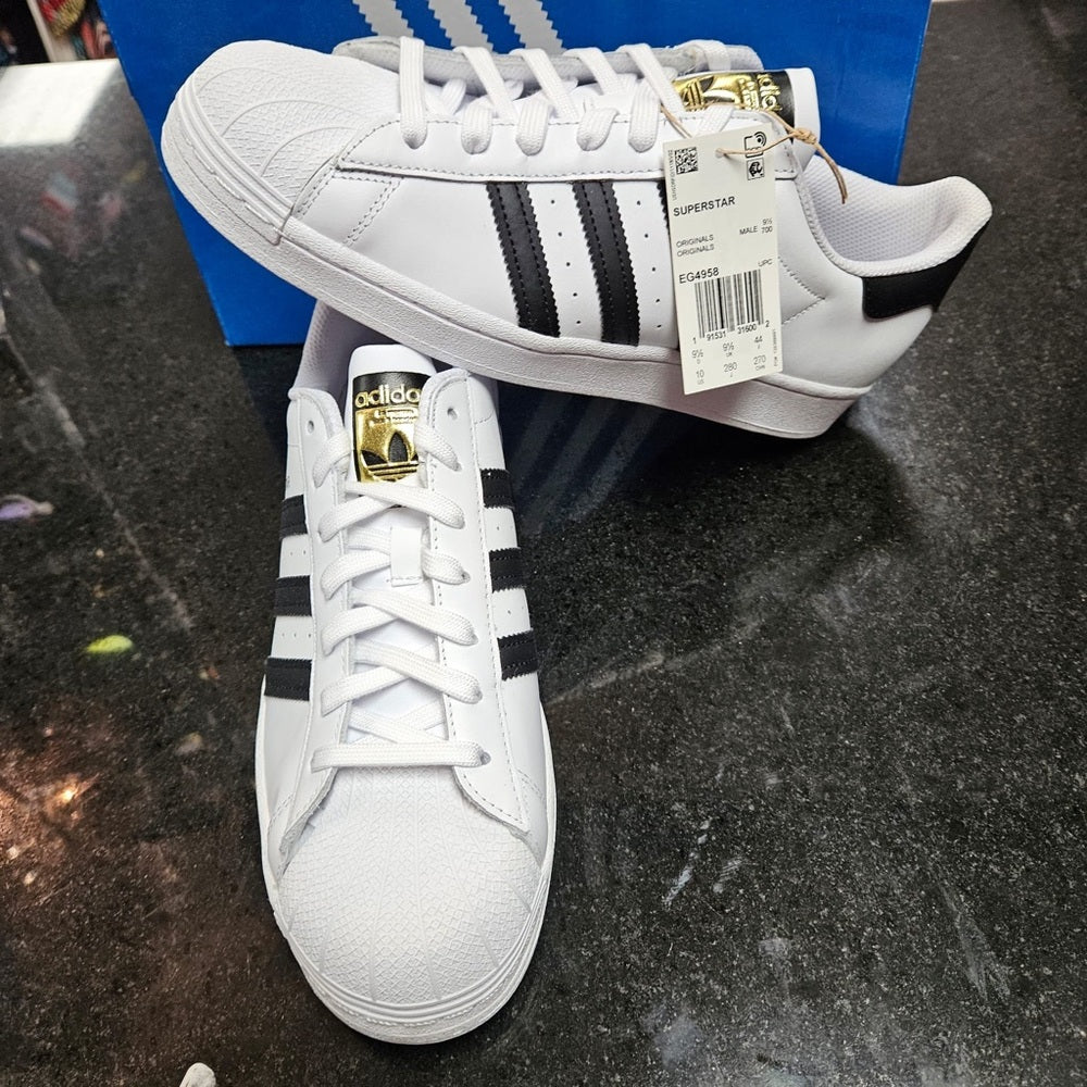 Sz various adidas white shell toe