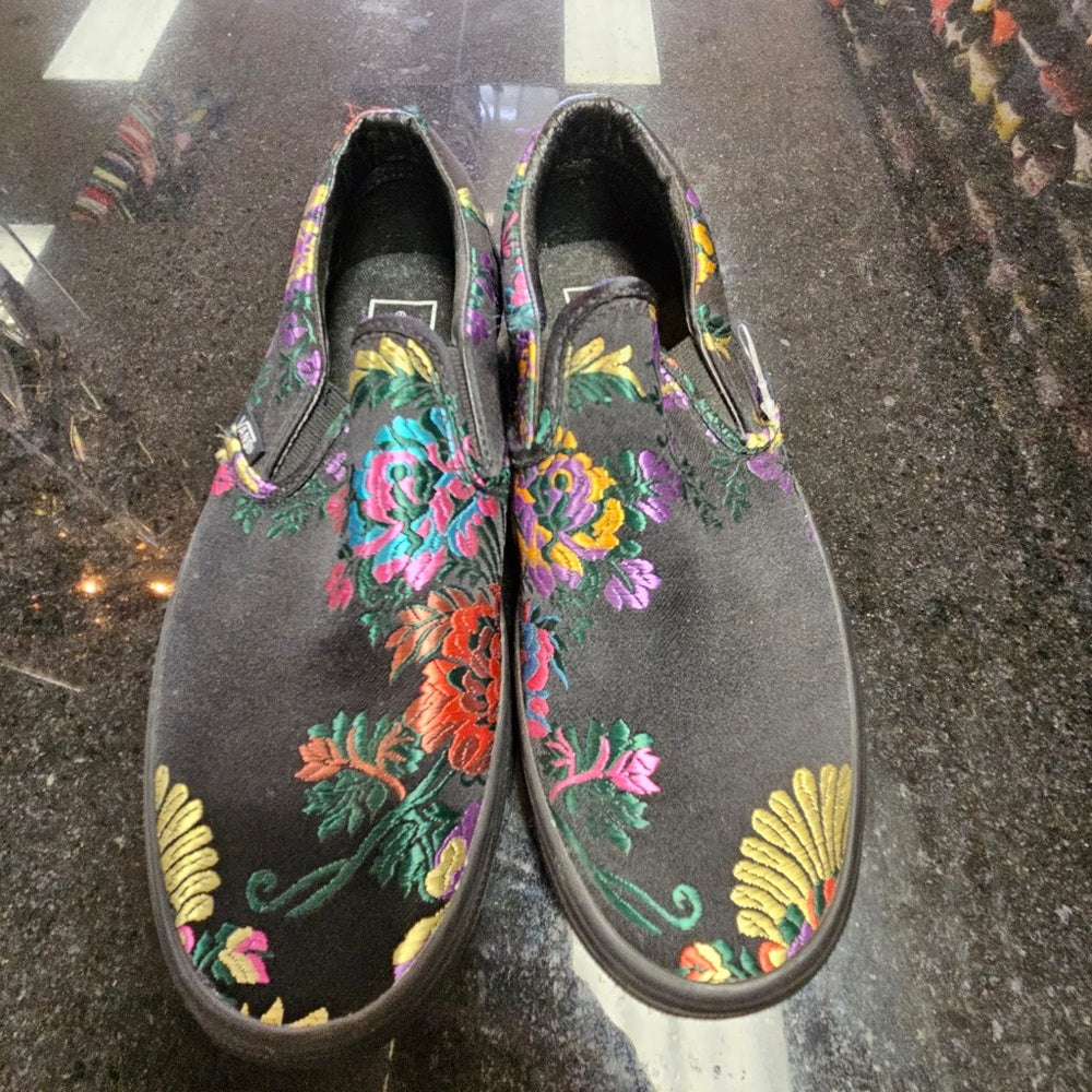 Vans sz 6.5women loafers muti colors