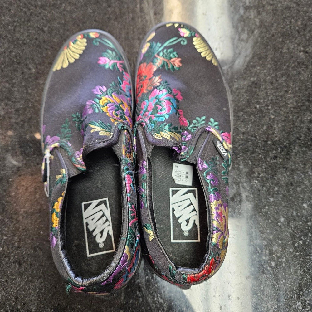 Vans sz 6.5women loafers muti colors