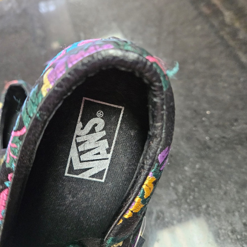 Vans sz 6.5women loafers muti colors