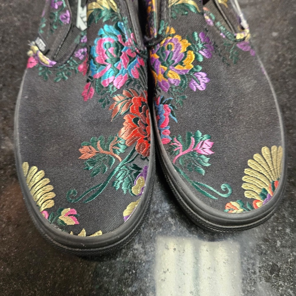 Vans sz 6.5women loafers muti colors