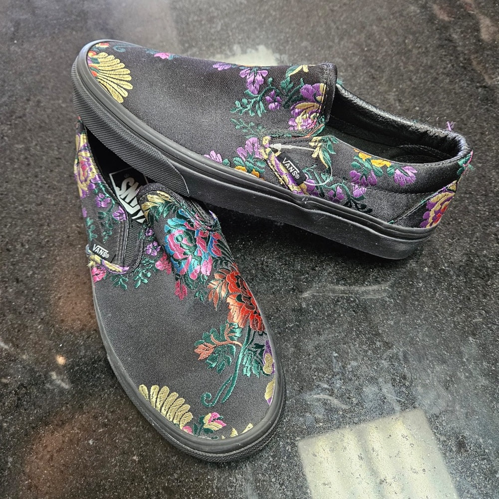 Vans sz 6.5women loafers muti colors
