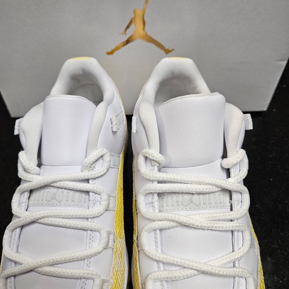 Sz various Wmns Air Jordan 11 Low 'Yellow Snakeskin'