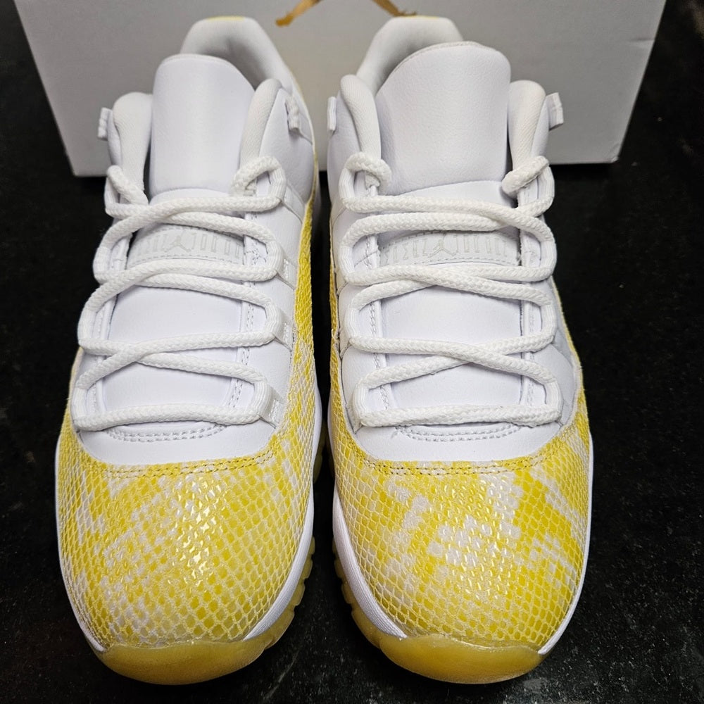 Sz various Wmns Air Jordan 11 Low 'Yellow Snakeskin'