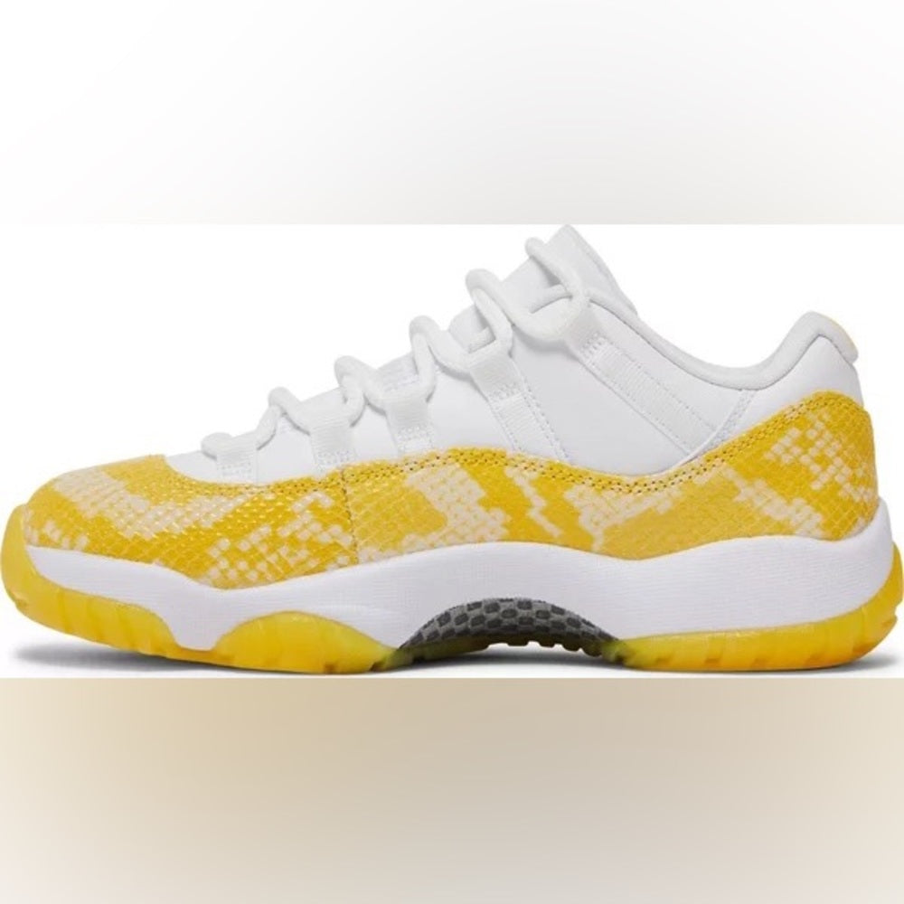 Sz various Wmns Air Jordan 11 Low 'Yellow Snakeskin'