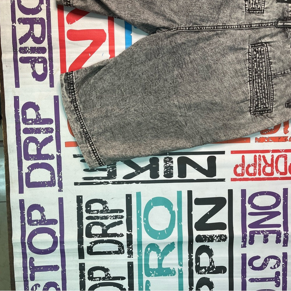 Sz 30 cotton on shorts light wash acid gray