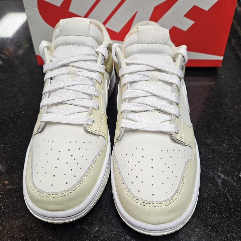 COCONUT MILK/WHITE-SAIL sz 8 dunk lows