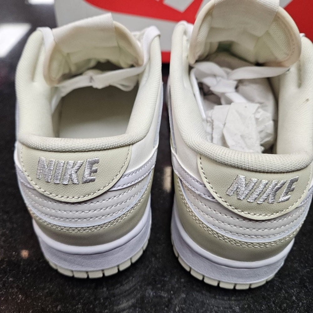 COCONUT MILK/WHITE-SAIL sz 8 dunk lows