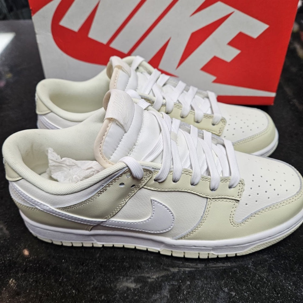 COCONUT MILK/WHITE-SAIL sz 8 dunk lows