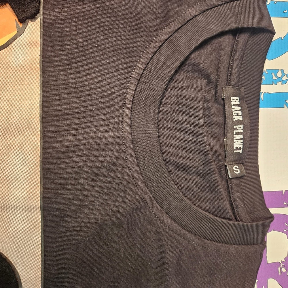 Juice Movie Puffed Embroidered tee sz various