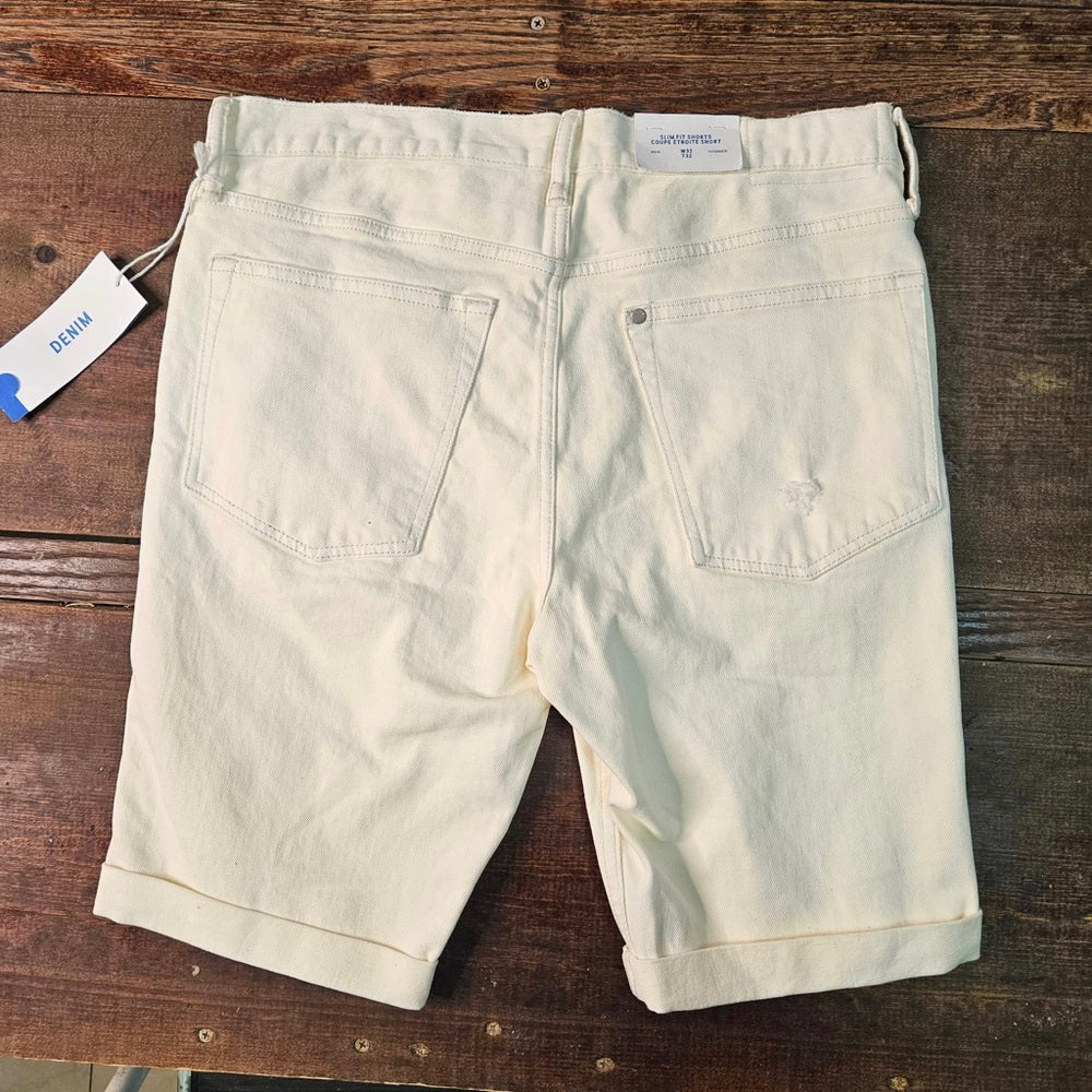 Sz 32 white H&M denim jean shorts