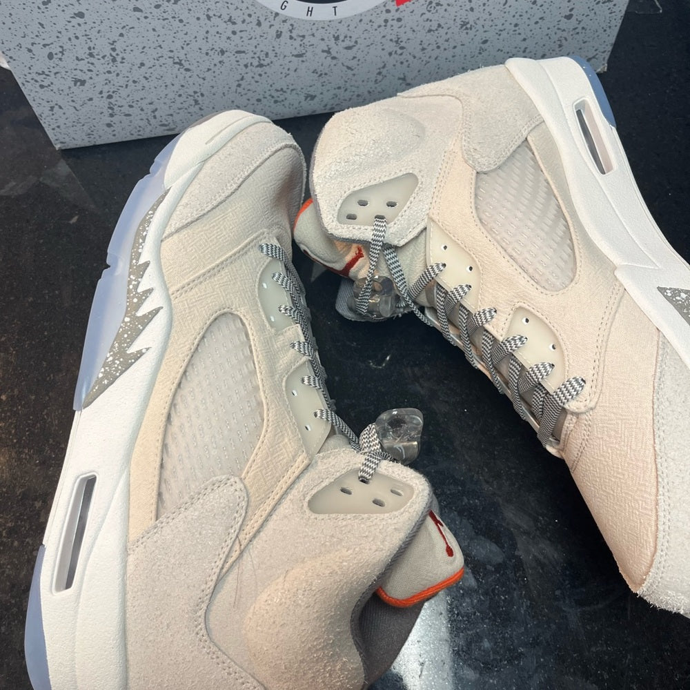 Air Jordan’s Retro 5s Crafts sz 13 style# FD9222 180