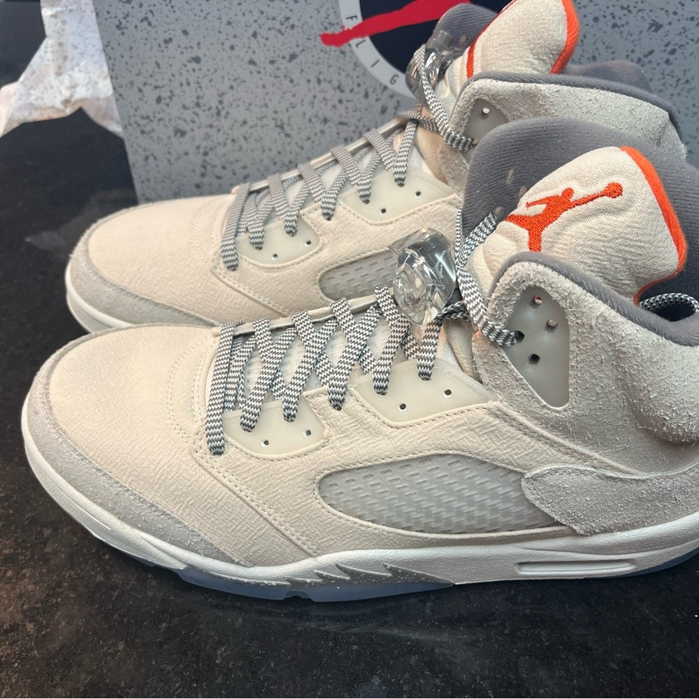 Air Jordan’s Retro 5s Crafts sz 13 style# FD9222 180