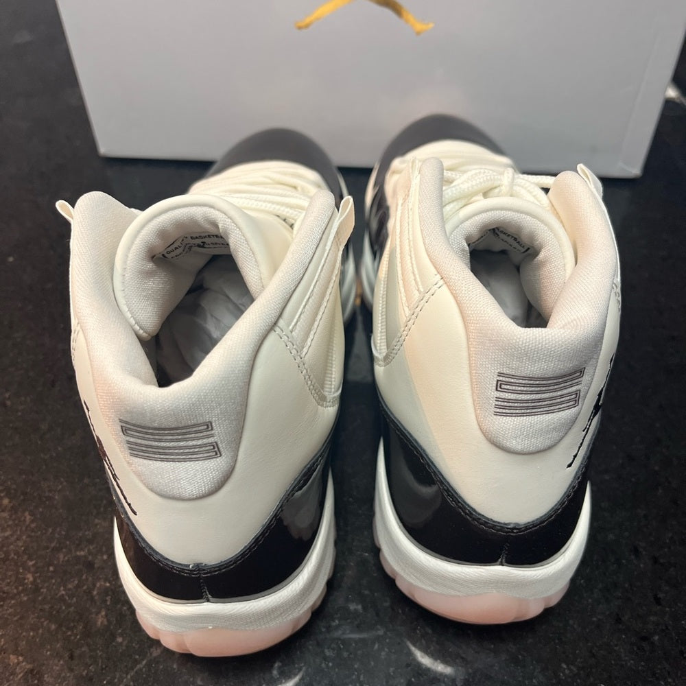 AIR JORDAN 11 RETRO - "NEAPOLITAN"     SZ VARIOUS