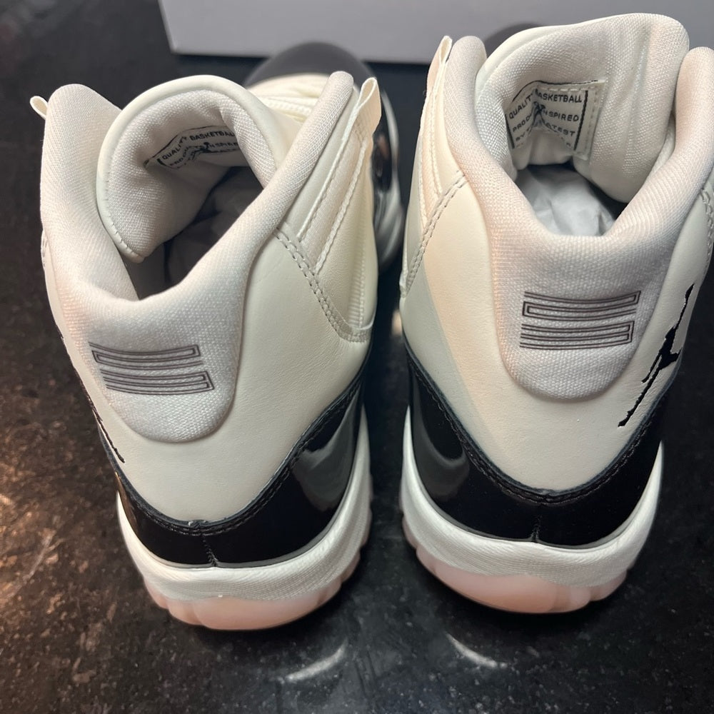 AIR JORDAN 11 RETRO - "NEAPOLITAN"     SZ VARIOUS