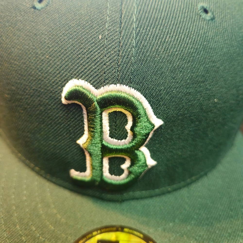 Boston Red Sox MLB FITTED CAP SZ 7 1/4