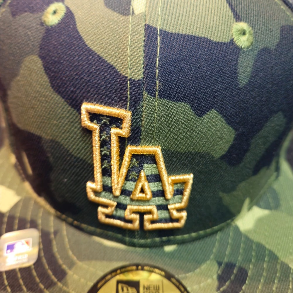 LA MLB CAMO FITTED CAP SZ 7