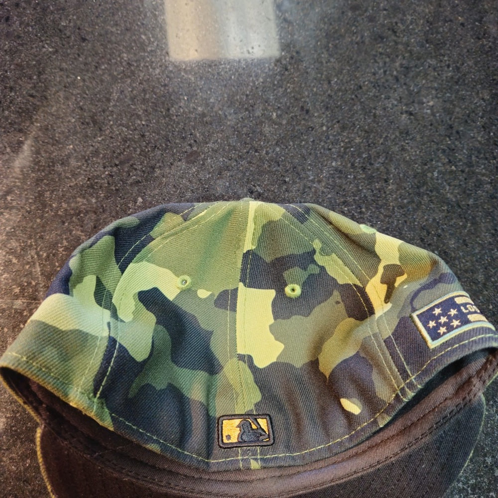 LA MLB CAMO FITTED CAP SZ 7
