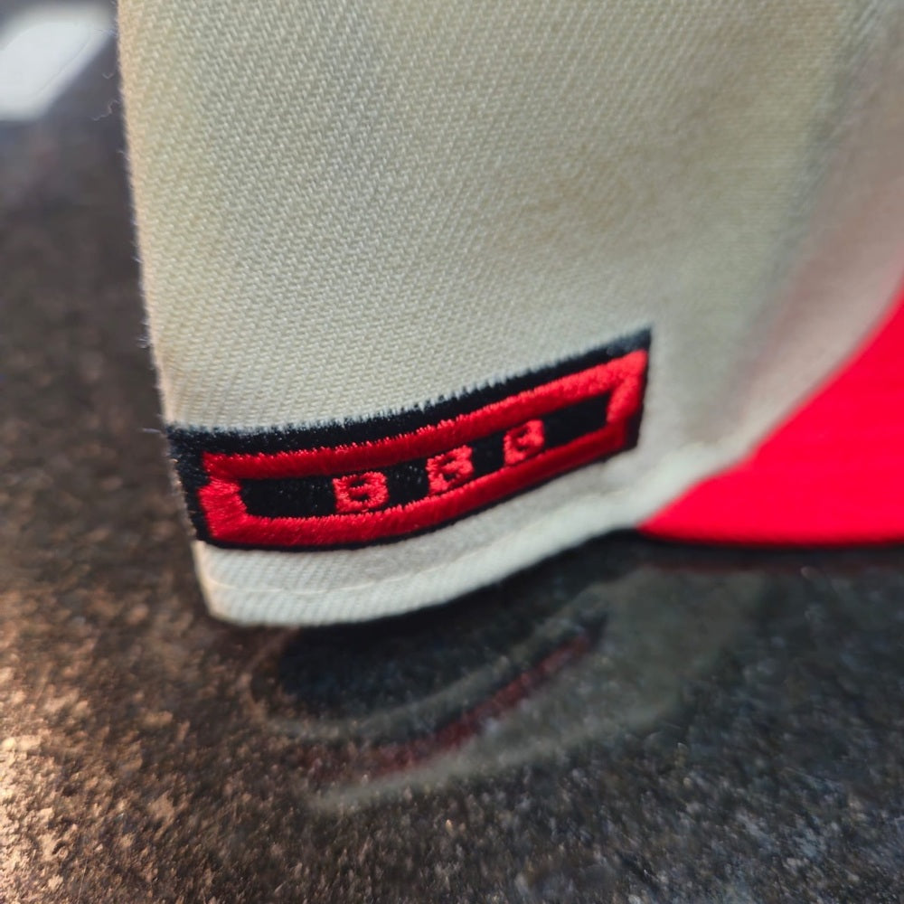 Black Barons sz 8 Fitted Cap