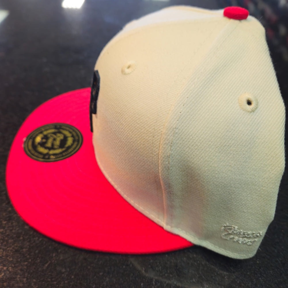 Black Barons sz 8 Fitted Cap