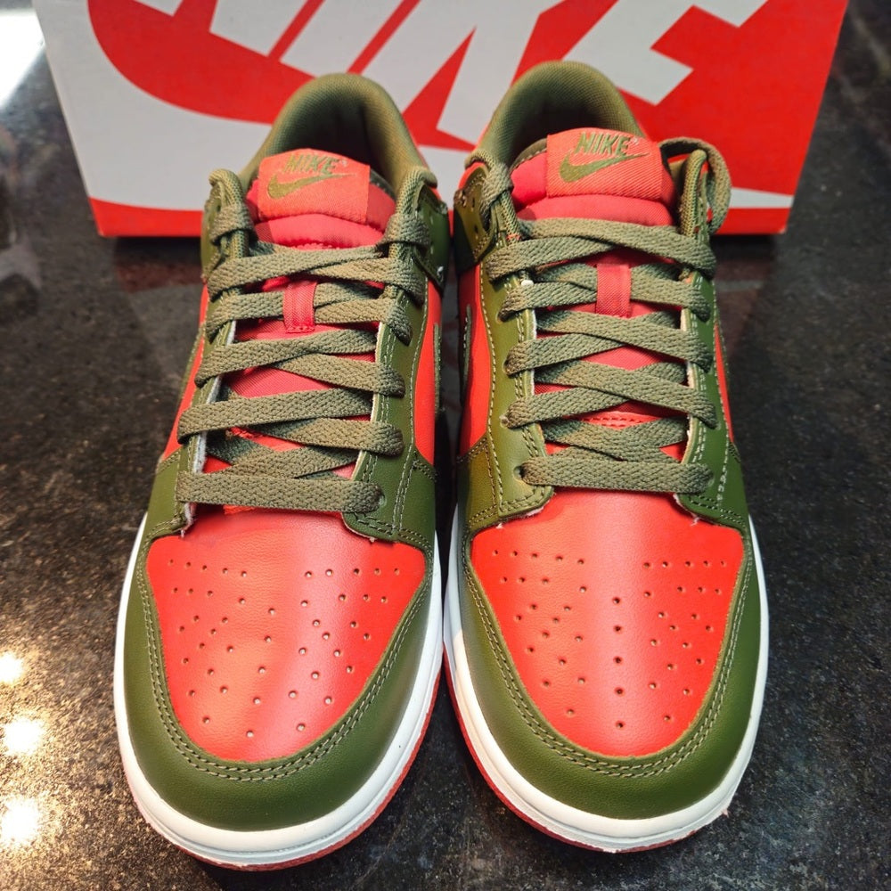 Sz 8 Mystic Red/Cargo Khaki/Mystic Red/White - DV0833 600