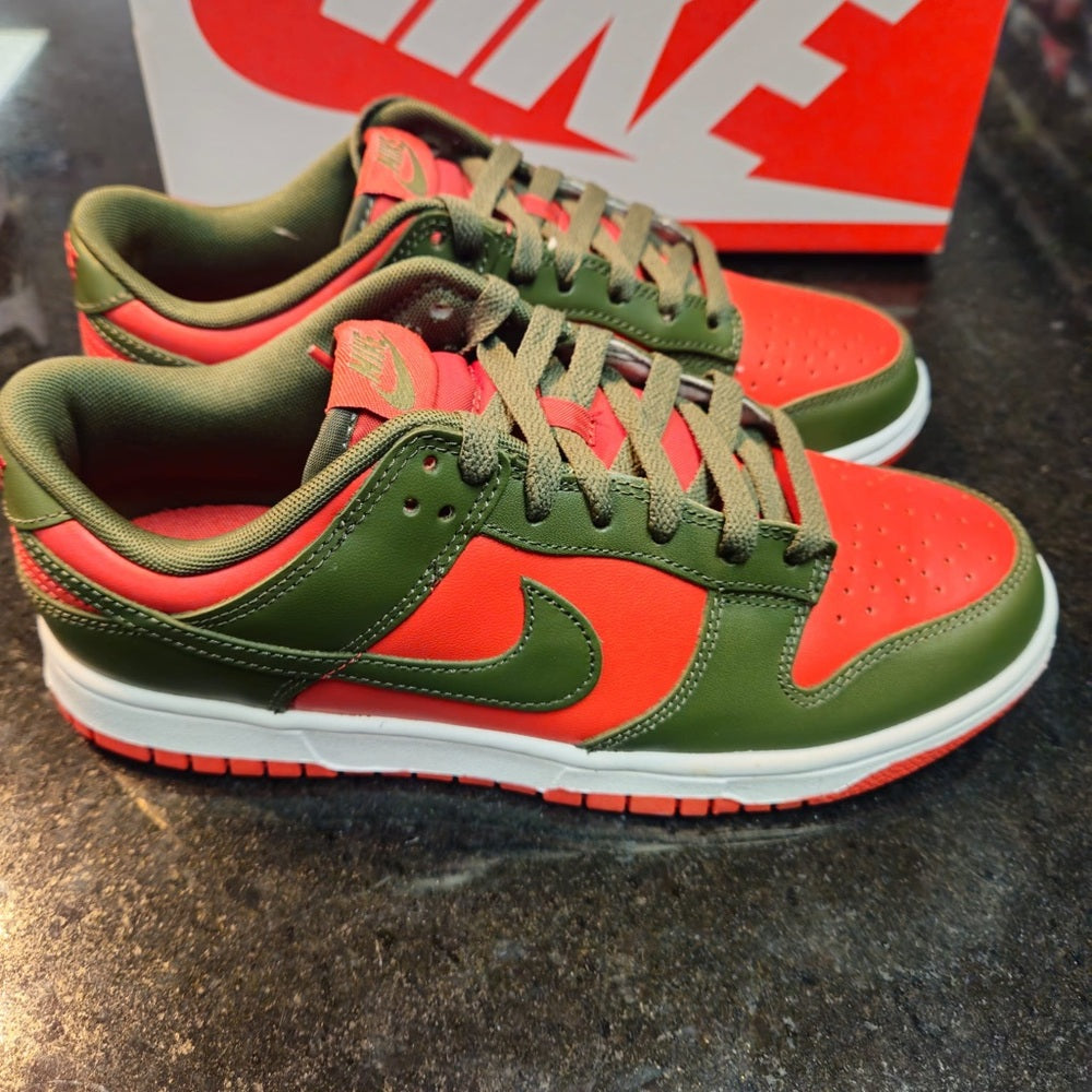 Sz 8 Mystic Red/Cargo Khaki/Mystic Red/White - DV0833 600