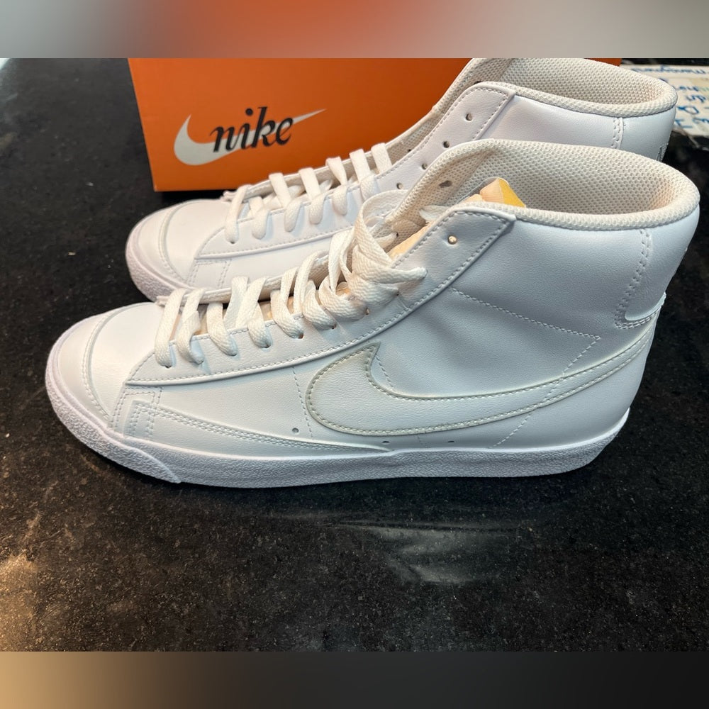 Nike Men's Blazer Mid '77 Vintage Shoes Sz various