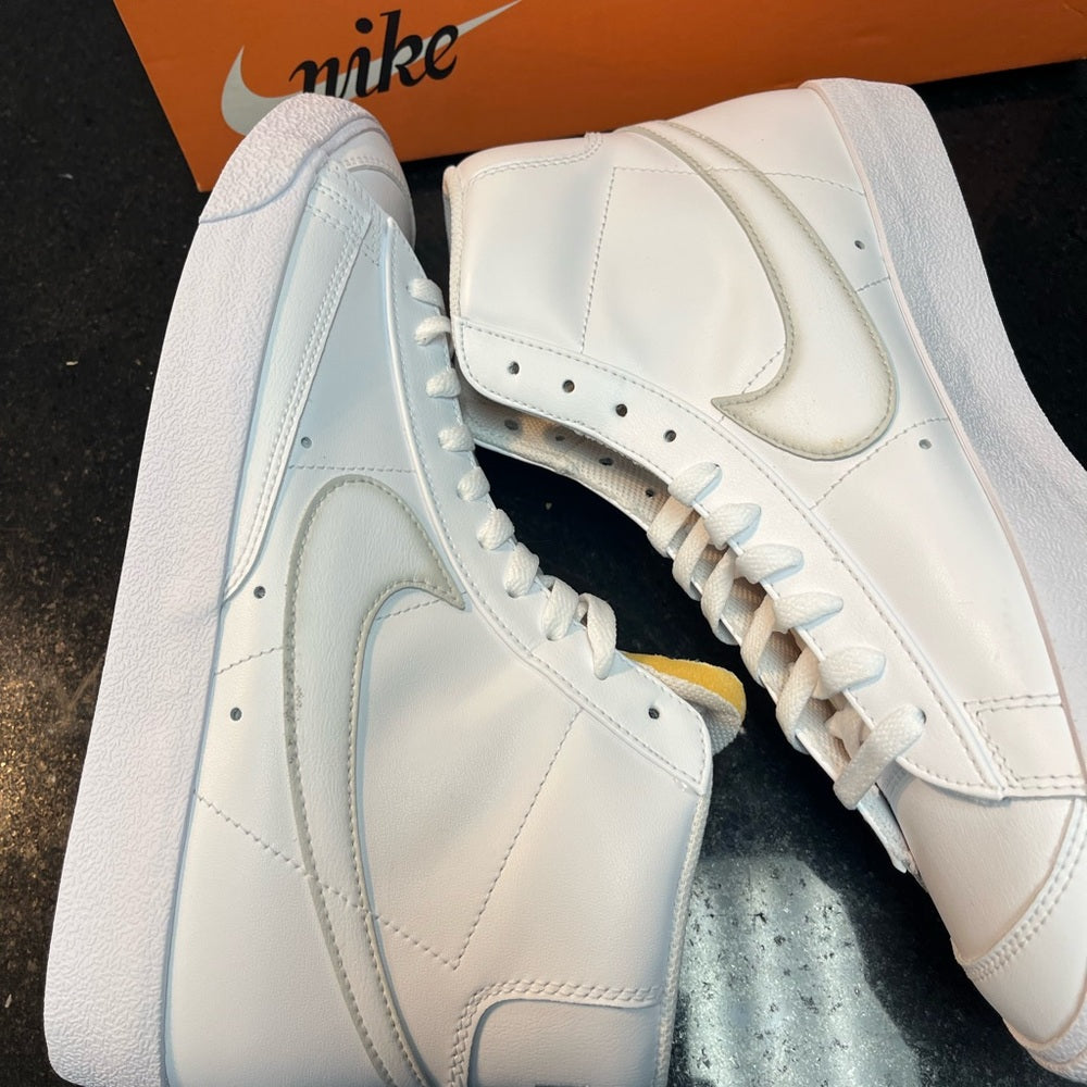 Nike Men's Blazer Mid '77 Vintage Shoes Sz various