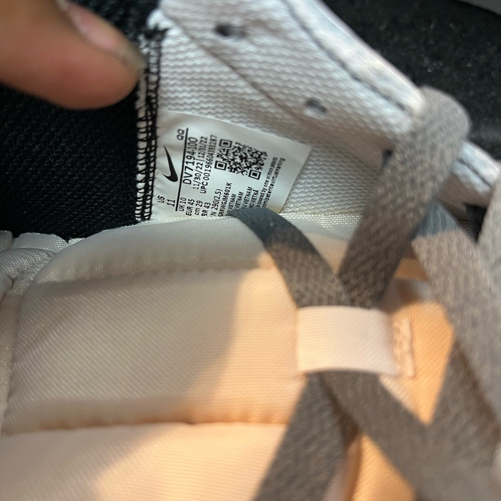 Sz 11 NIKE BLAZER MID '77 SE 50 YEARS OF HIP HOP CASUAL SHOES