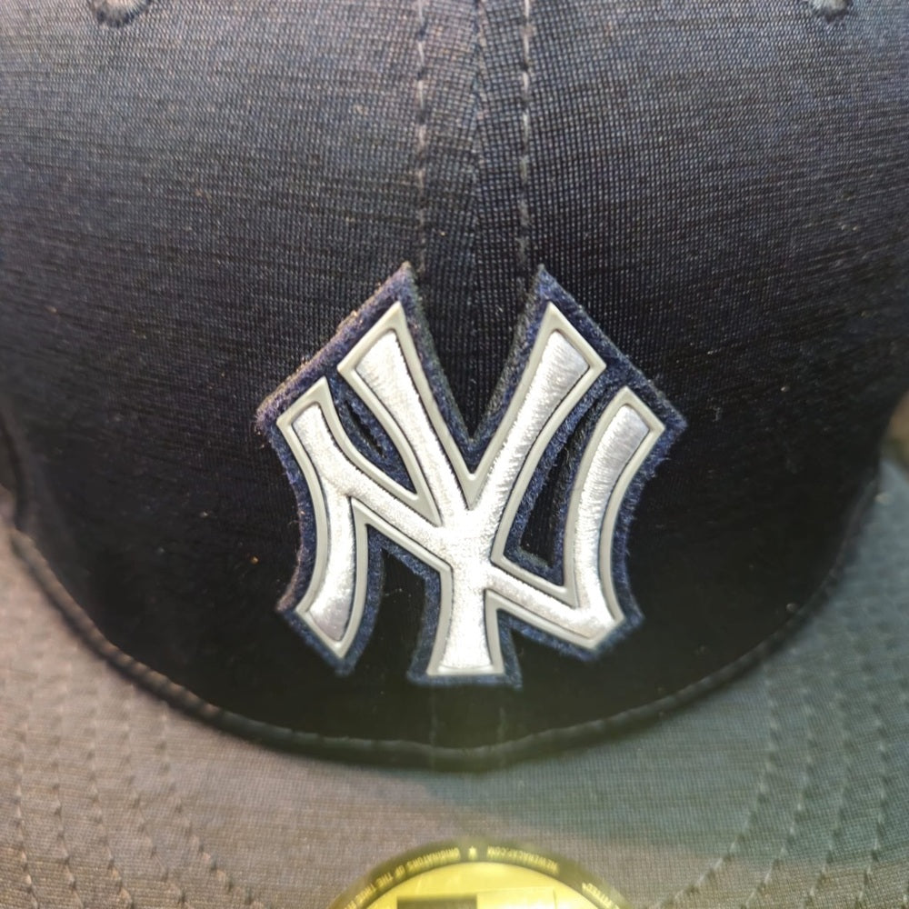 SZ VARIOUS NY YANKEE FITTED CAP