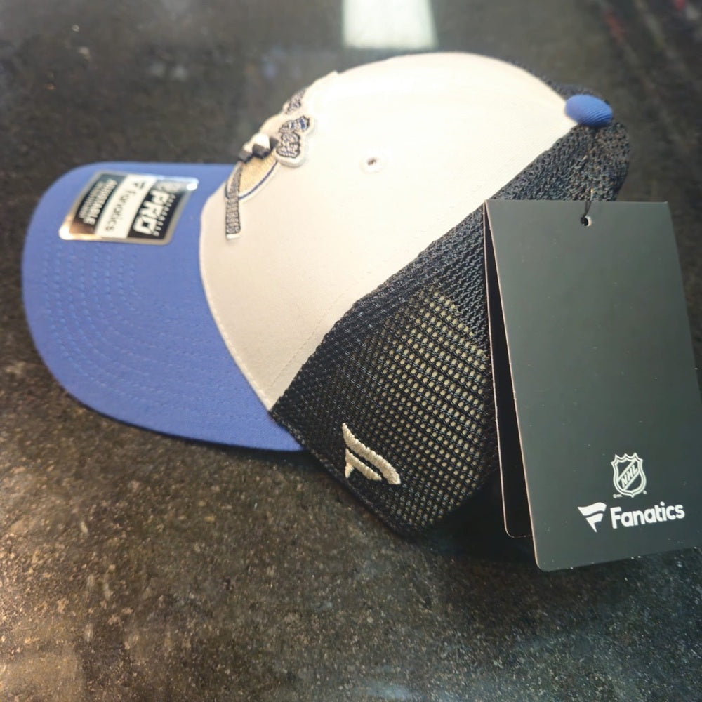 Tampa Bay lightning trucker cap one size fits all