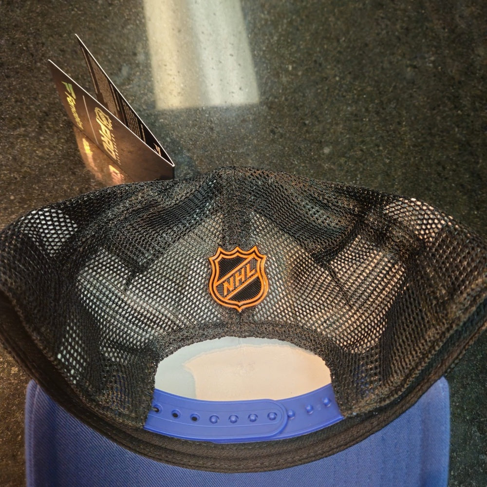 Tampa Bay lightning trucker cap one size fits all