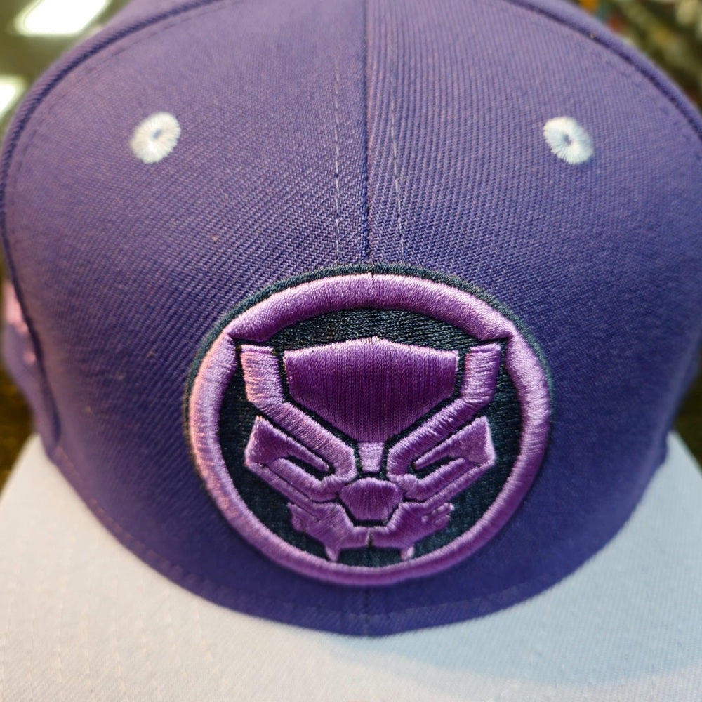 Sz 8 black panther fitted cap purple