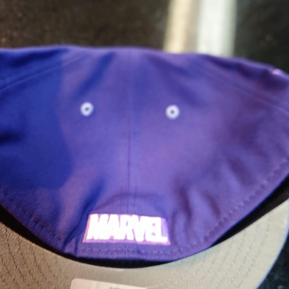 Sz 8 black panther fitted cap purple