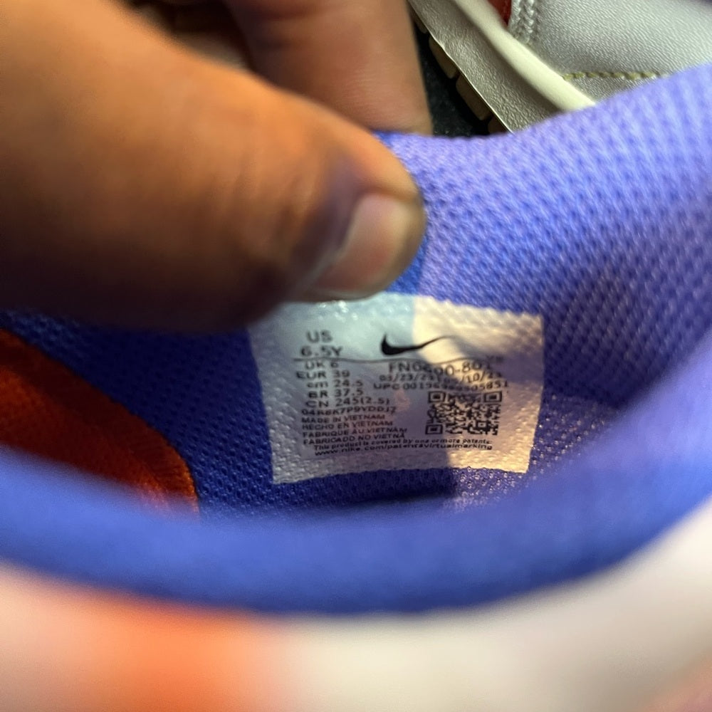 NIKE BIG KIDS DUNK LOW (SAFETY ORANGE / MED SOFT PINK-SAIL) sz 6.5 y