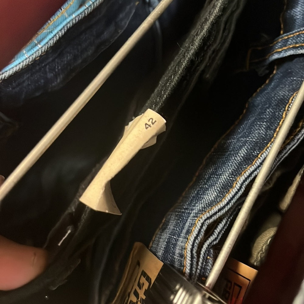 Sz 42 Levi jean shorts black