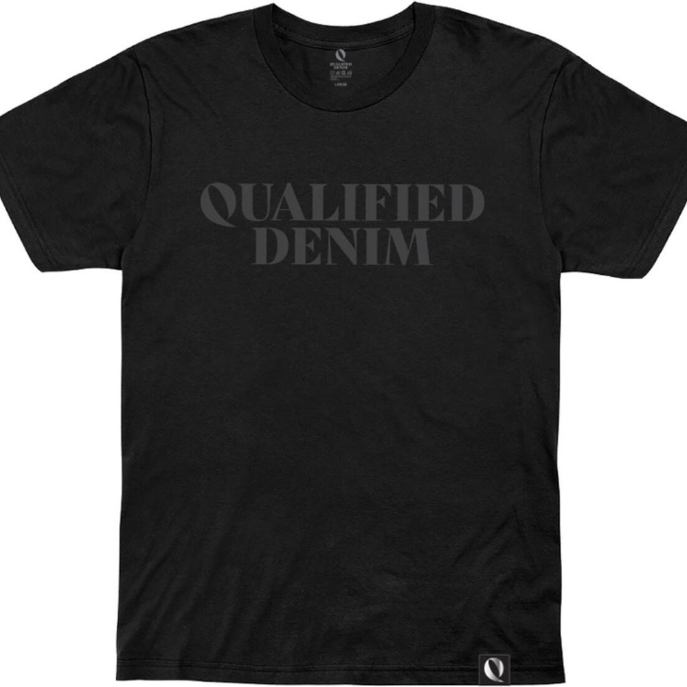 Qualified graphic Tee Sz various black hot pink