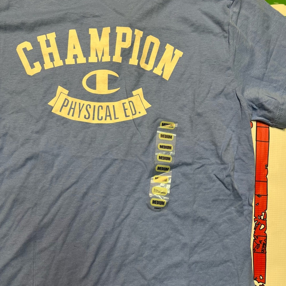 Champion woman’s tee sz medium