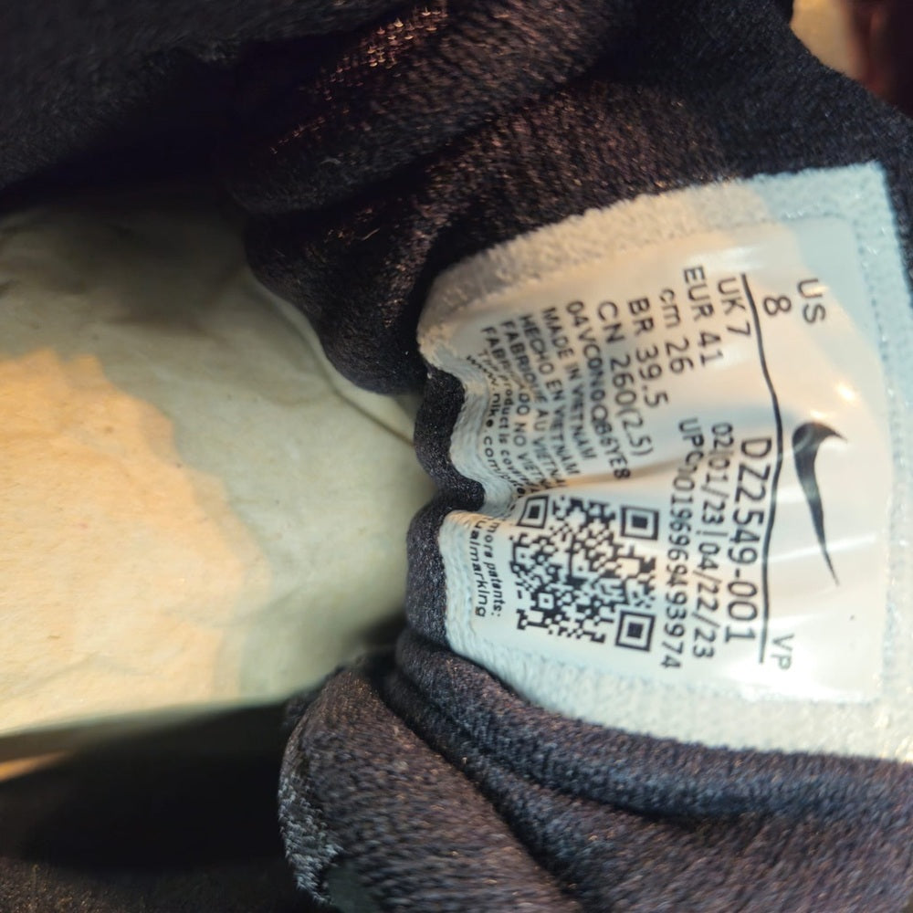 Air Penny Hardaway’s sz 8 white & black  Nwb