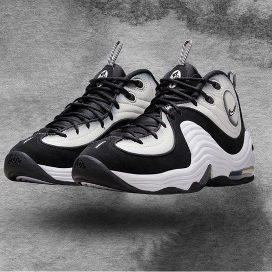 Air Penny Hardaway’s sz 8 white & black  Nwb