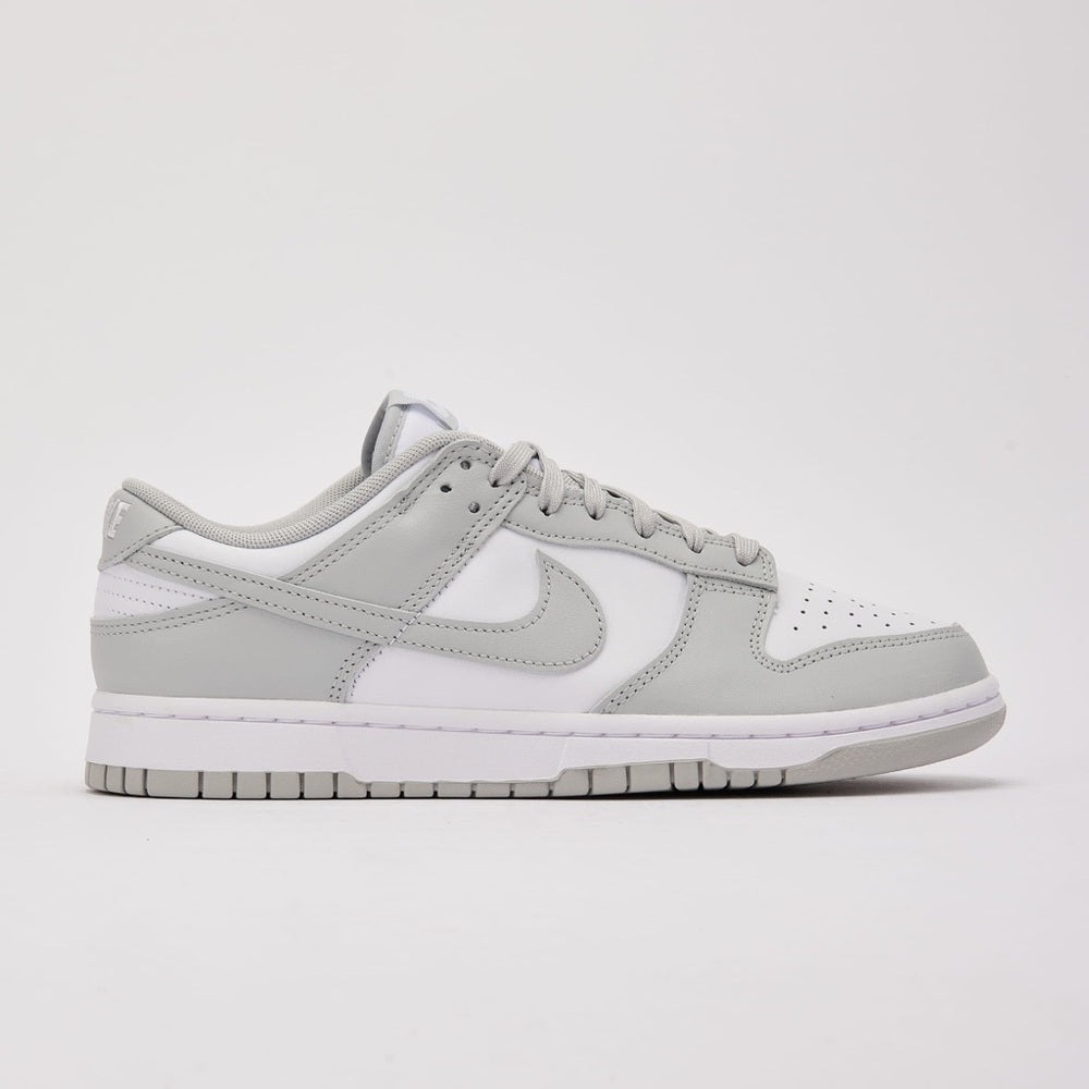 Summit White/Platinum Tint-White-Light Smoke Grey
Style Code: DV0831-106 sz 10