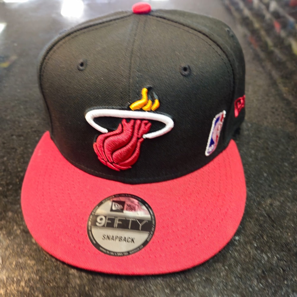 Miami heat SnapBack one size fits all