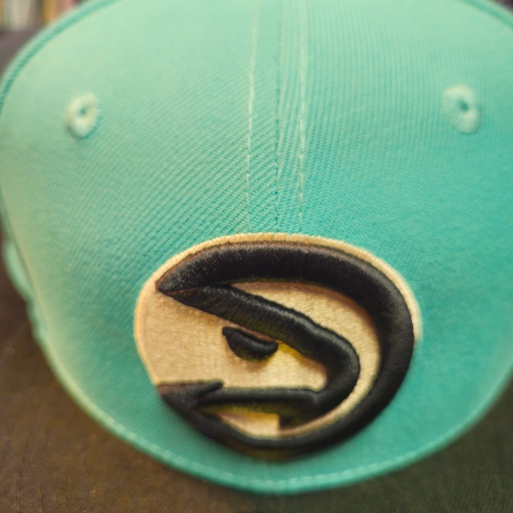 Atlanta hawks fitted cap sz VARIOUS