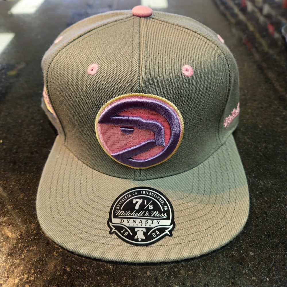 Sz various Atlanta hawks fitted cap